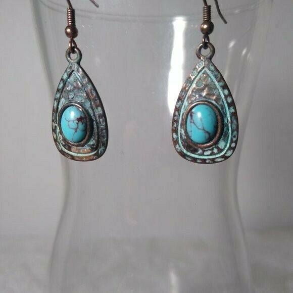 Filigree and Drop Necklace and Earring Set - Picture 3 of 3